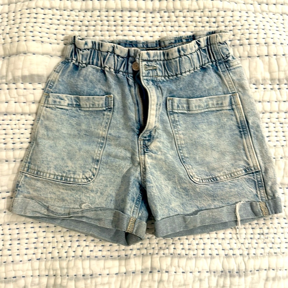 GAP Denim “Mom Jean Short” Youth 12